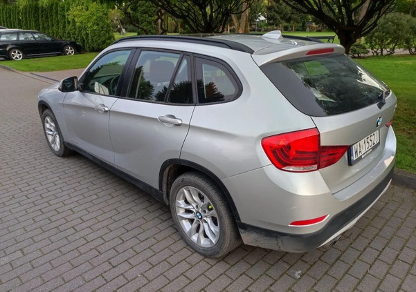 BMW X1 cena 52700 przebieg: 98350, rok produkcji 2015 z Warszawa małe 154